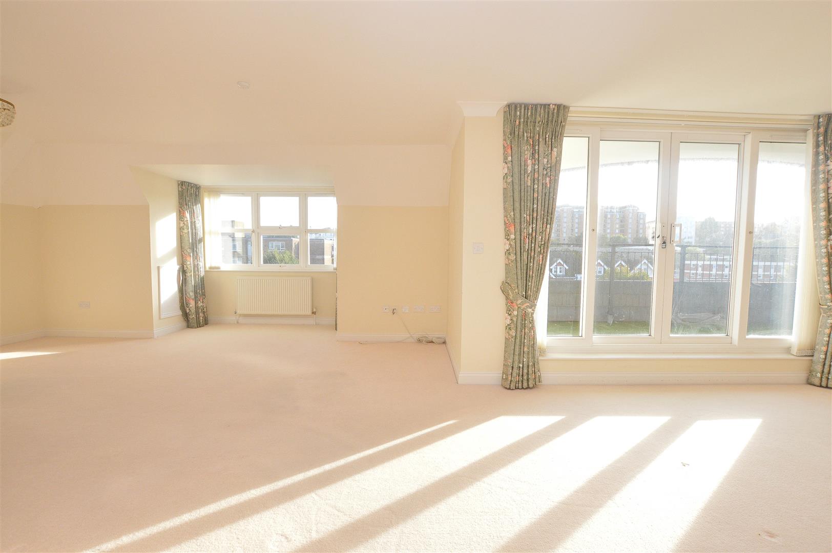 Property Details for Jevington Gardens Eastbourne East Sussex BN21 4HH